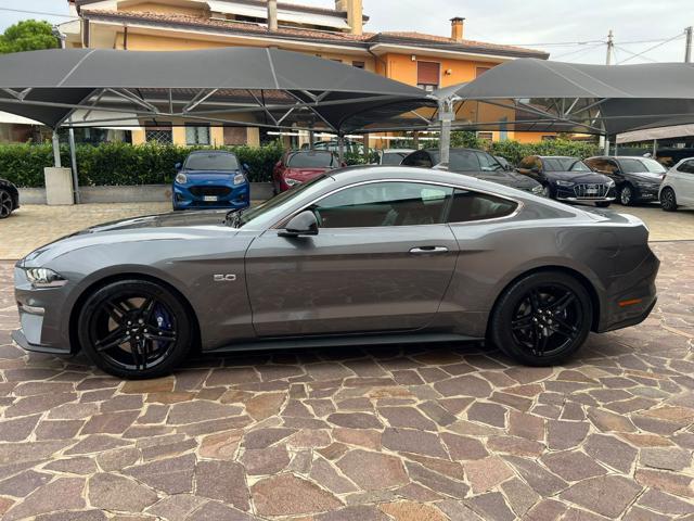 FORD Mustang Fastback 5.0 V8 aut. GT