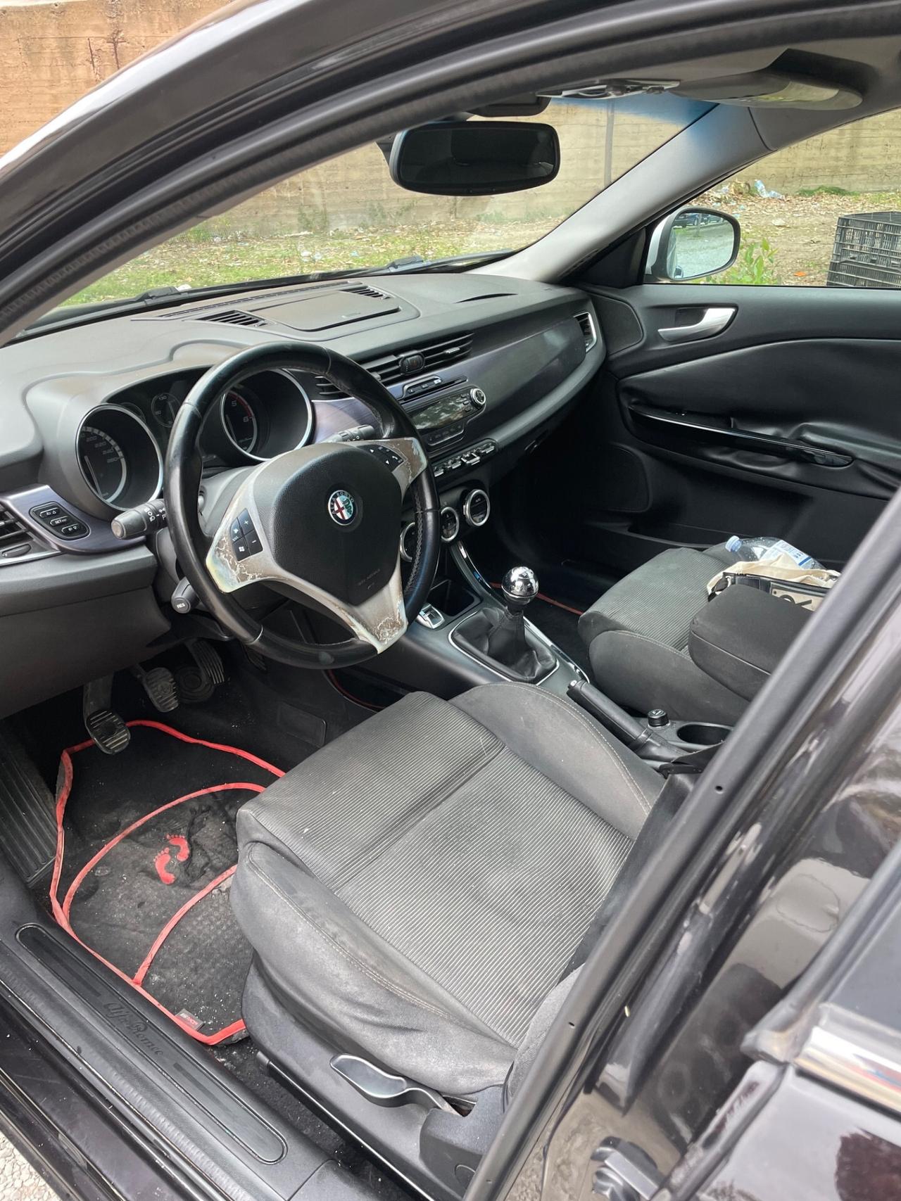 Alfa Romeo Giulietta 1.6 JTDm-2 105 CV Distinctive