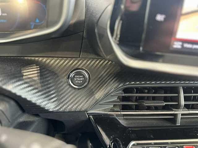 Peugeot 2008 PureTech 100 S&S Allure