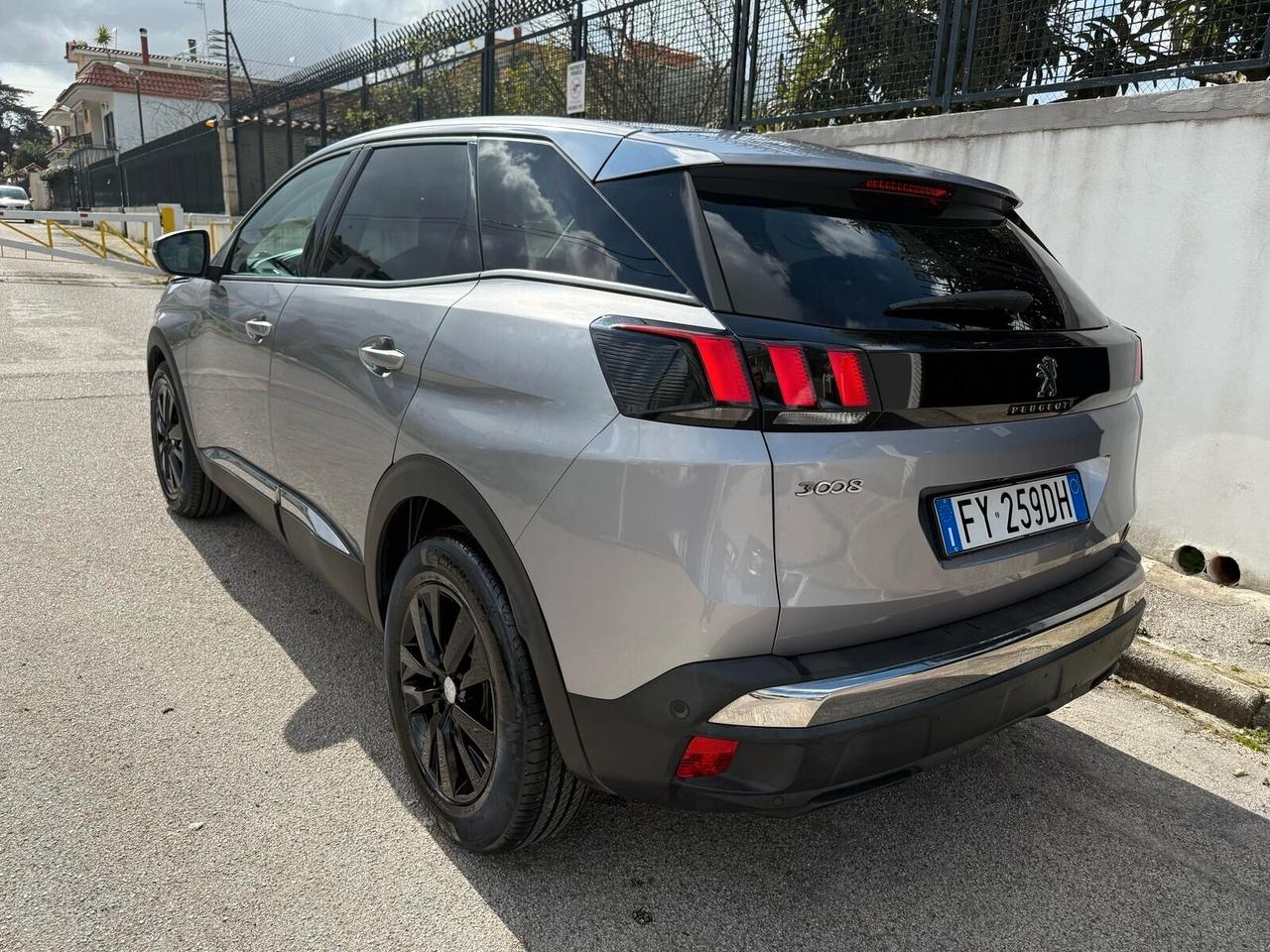 Peugeot 3008 BlueHDi 130 S&S Allure