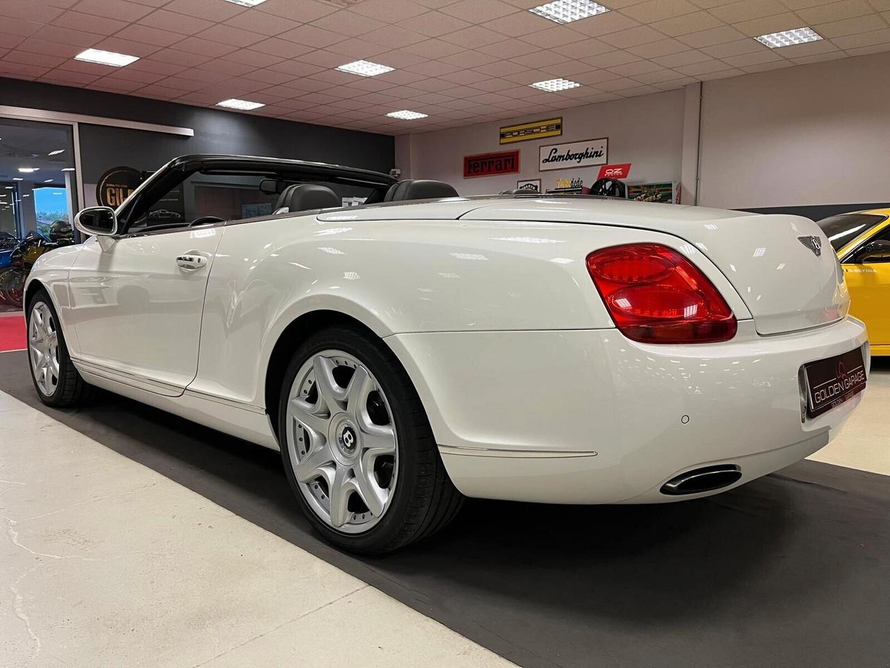 Bentley Continental GTC W12 560cv Pack Mulliner