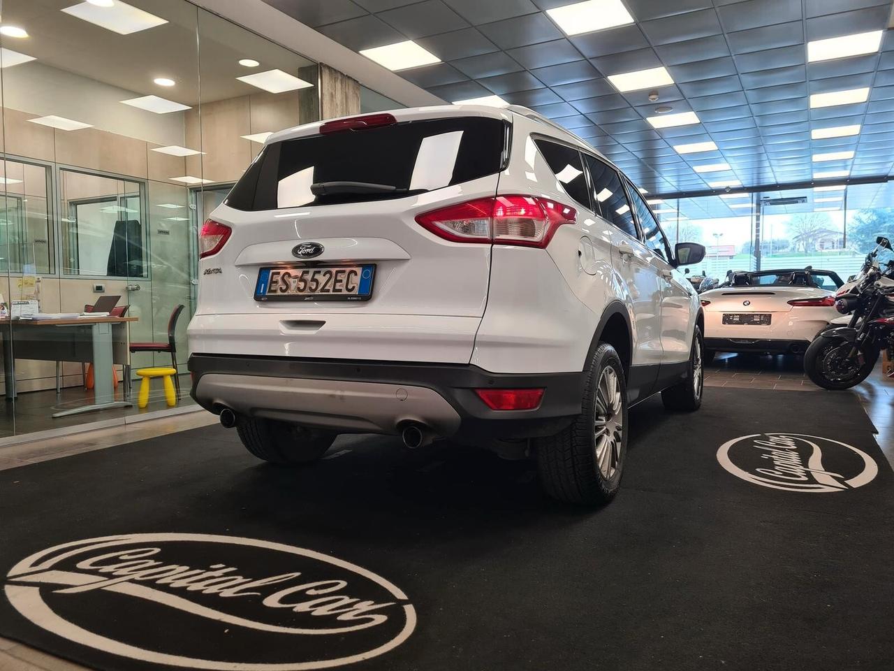 Ford Kuga 2.0 TDCI 140 CV 4WD Powershift Titanium