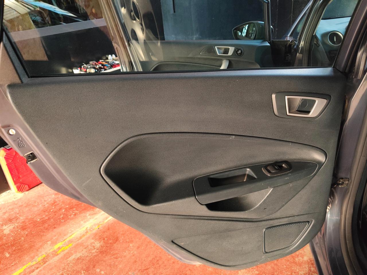 Ford Fiesta Titanium UNIPRO!!!!