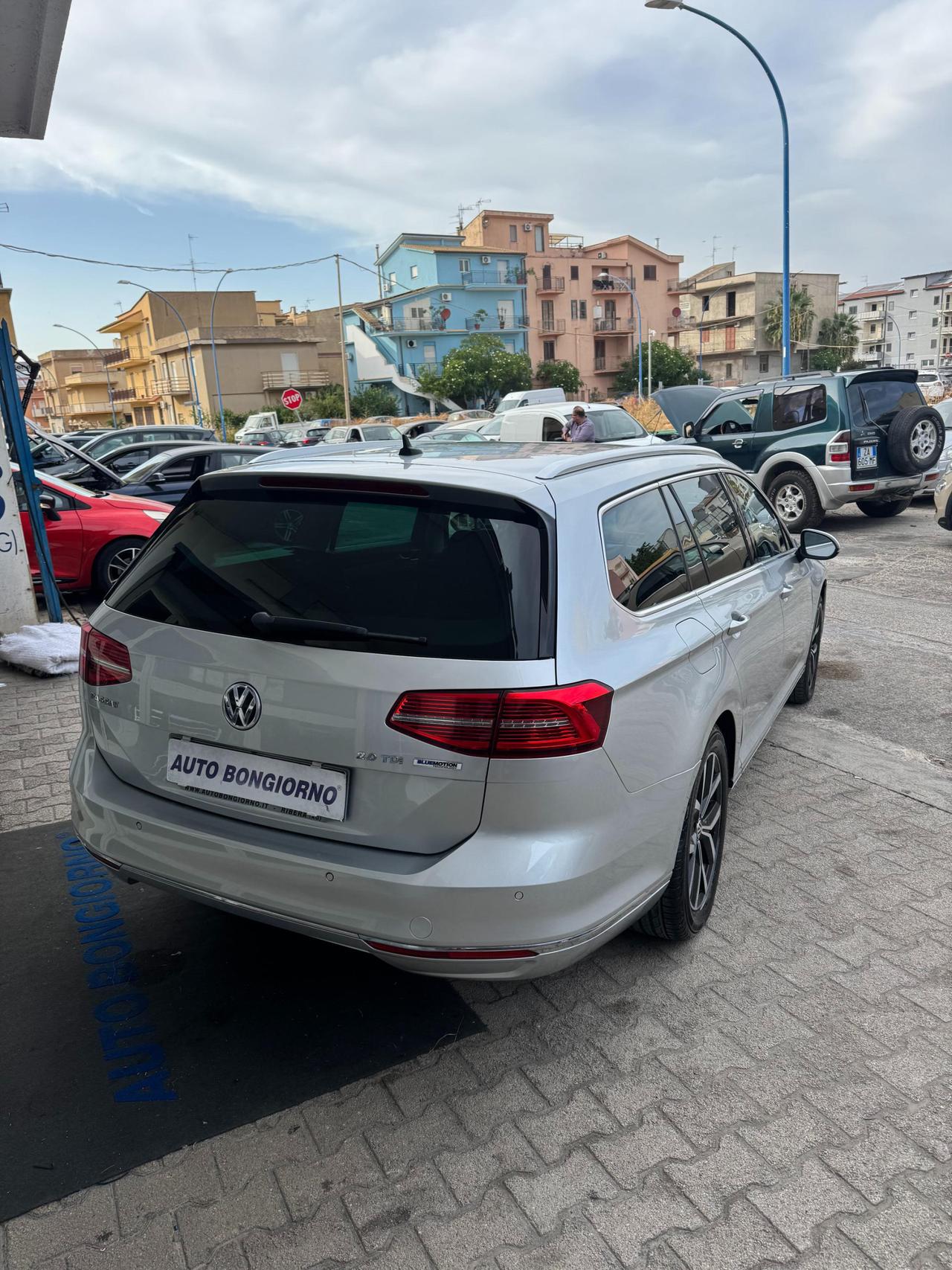 VOLKSWAGEN PASSAT Variant 2.0 tdi Highline 150cv dsg