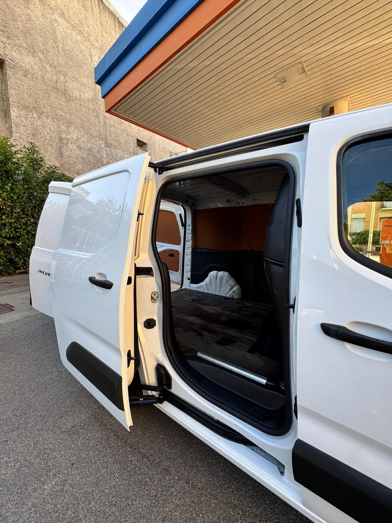 Toyota Proace City 1.5D 100cv L1 D IVA ESPOSTA