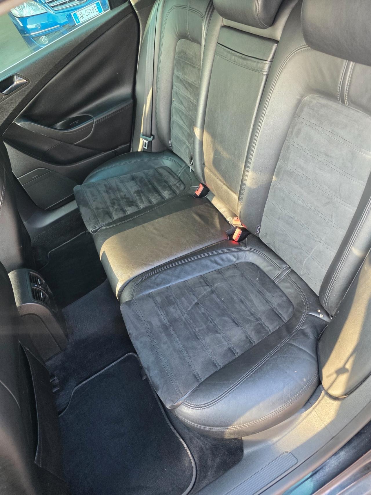 Volkswagen Passat 2.0 TDI DPF Comfortline