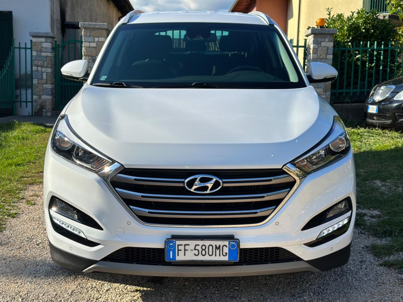 Hyundai TUCSON 1.7 CRDi XPOSSIBILE KMCERT UNICOPR GARANZ