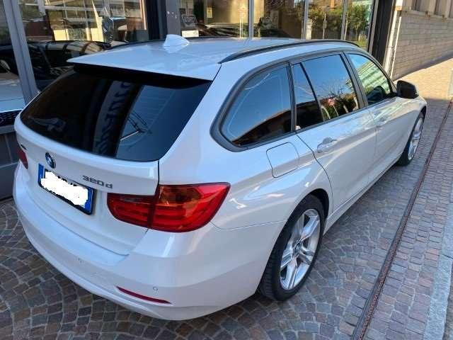 BMW 320 d Touring X-Drive Business Automatica