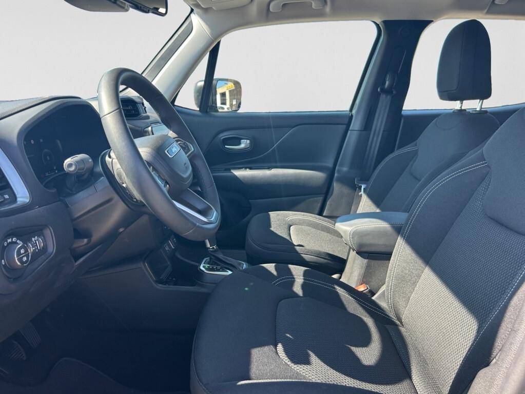 Jeep Renegade 1.5 Turbo T4 MHEV Summit