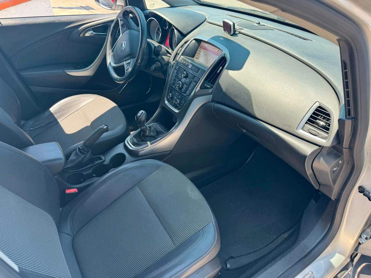 Opel Astra 1.7 CDTI 125CV Sports Tourer Cosmo