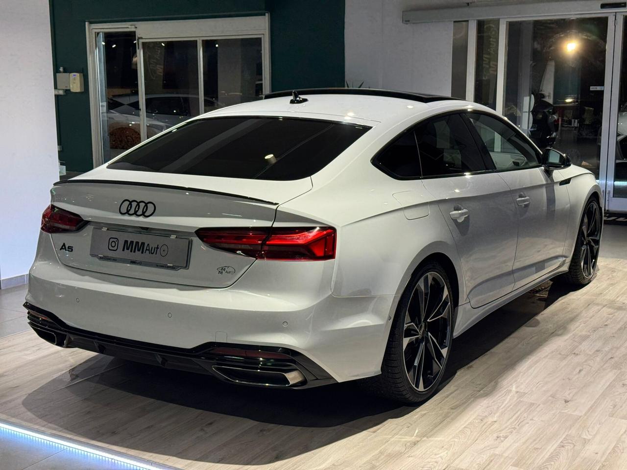 Audi A5 35 TDI S tronic Line Edition Identity Black