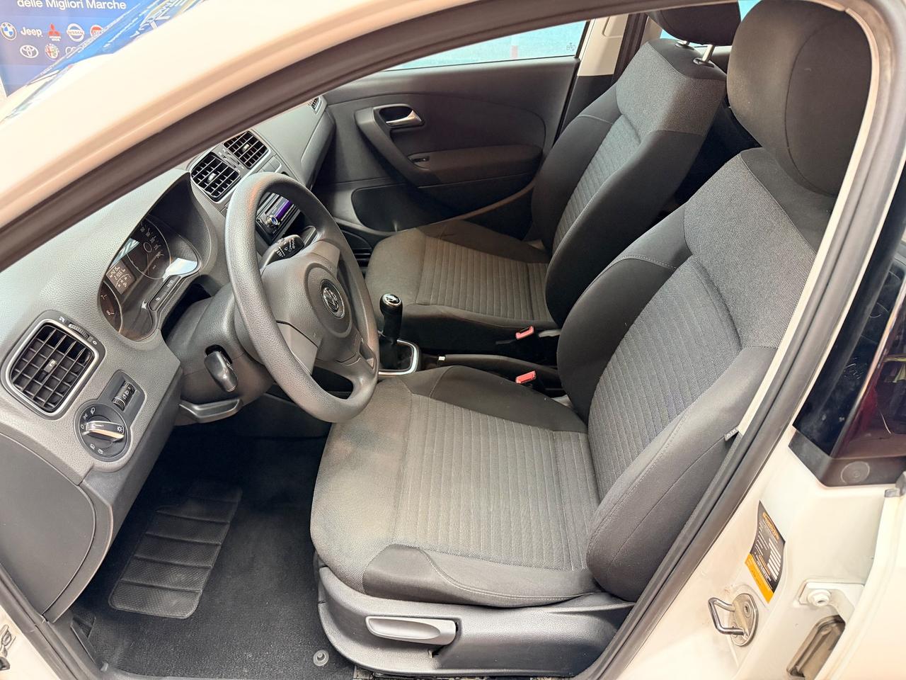 Volkswagen Polo 1.2 benzina 86cv Neopatentati