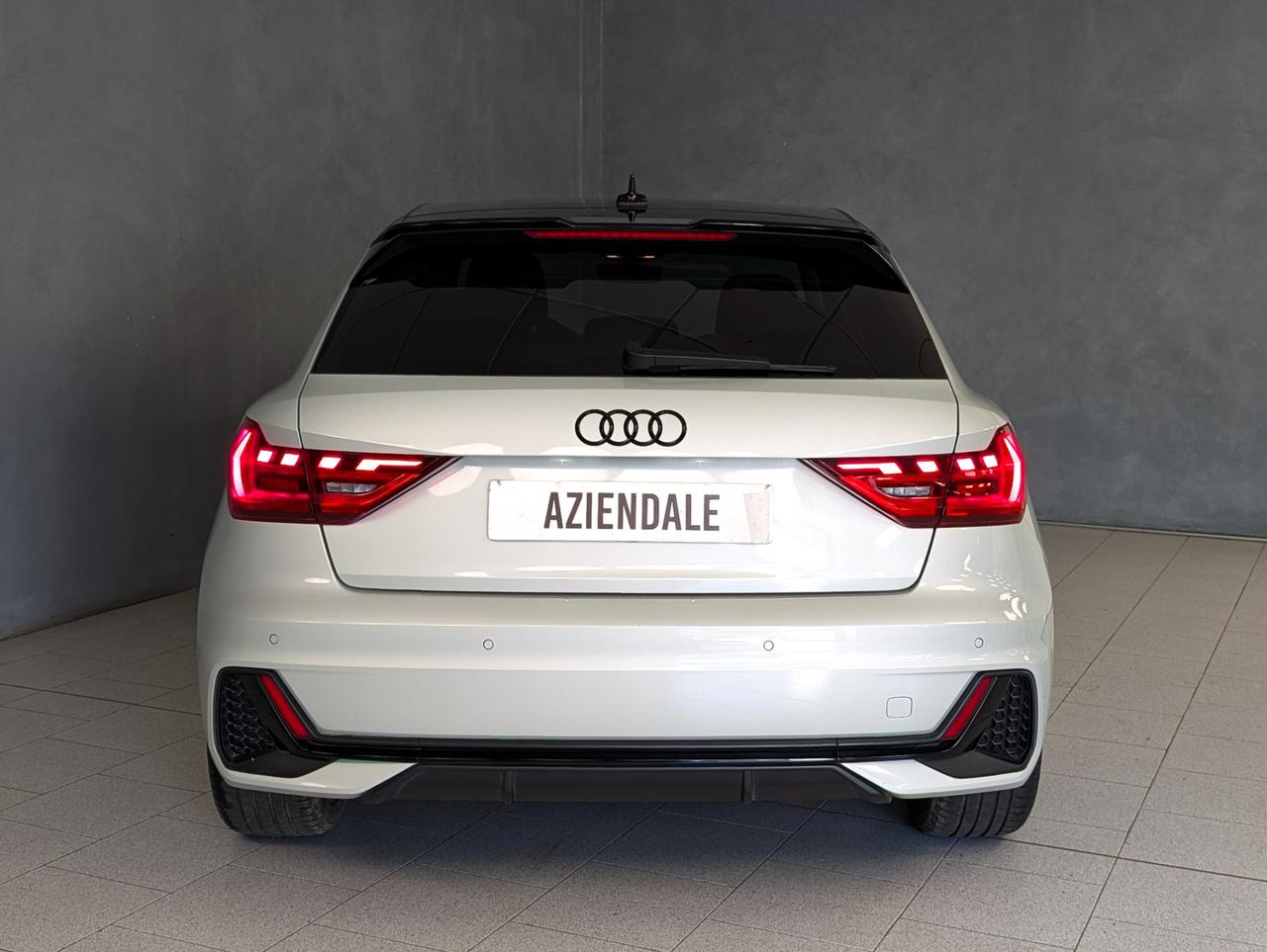Audi A1 30 TFSI 116cv Adrenalin Black Edition S line