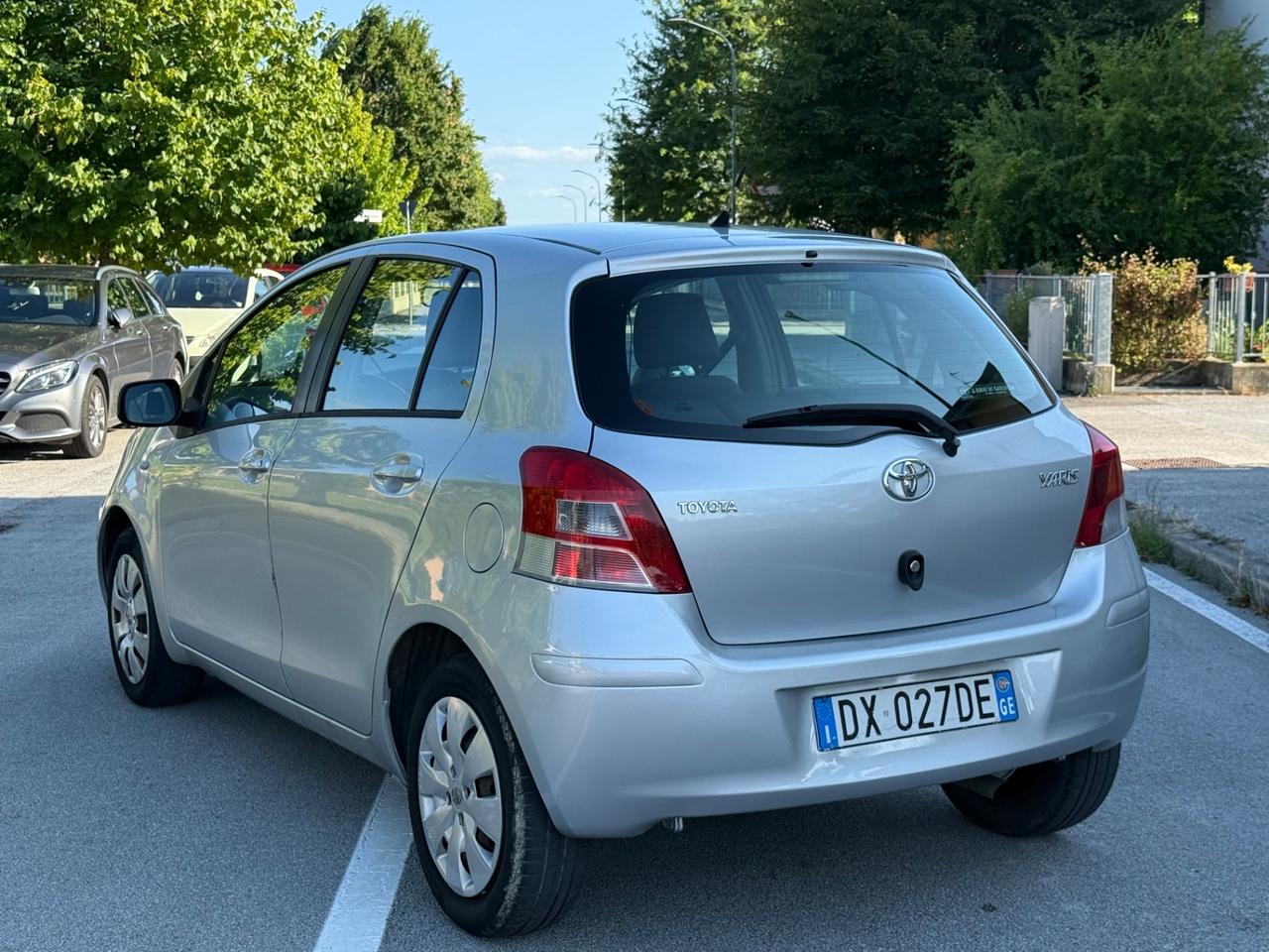 Toyota Yaris 1.3 5 porte Sol