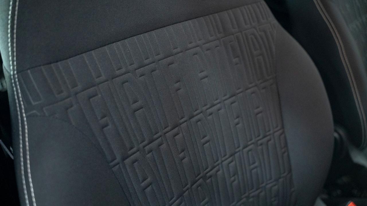 Fiat Panda 1.0 CITY CROSS 70 CV HYBRID CARPLAY LED NO VINCOLI