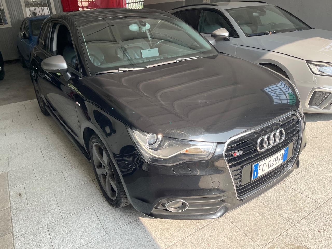 Audi A1-S1 1.6 TDI 105 CV Ambition