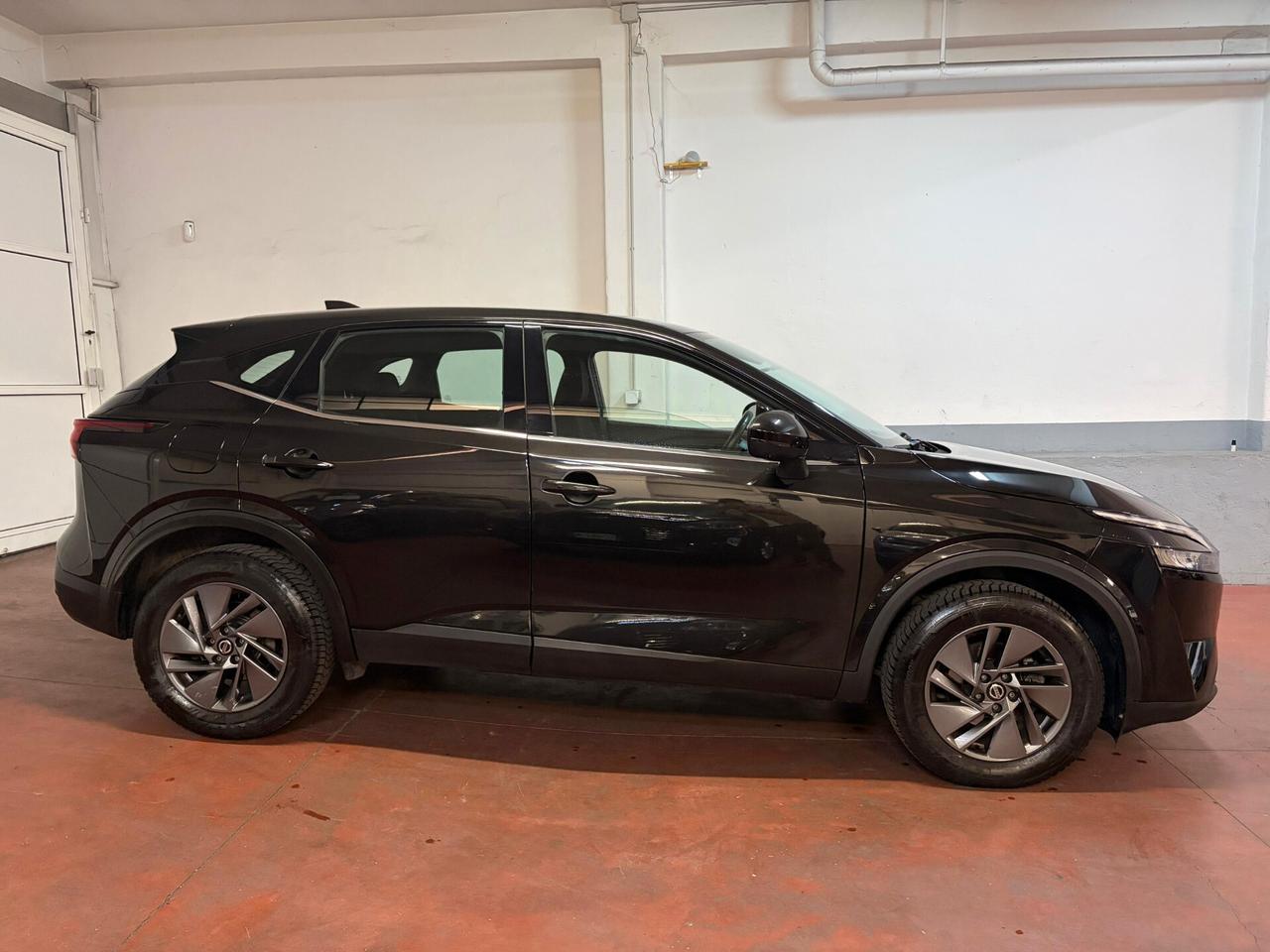 Nissan Qashqai MHEV 140 CV Business