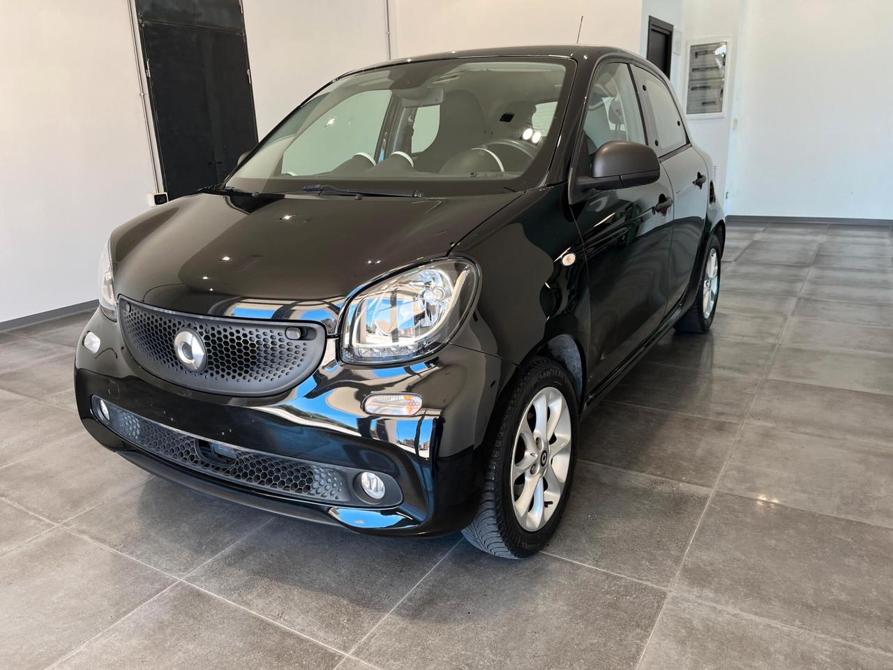 Smart ForFour 70 1.0 Youngster