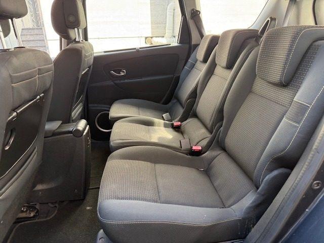 RENAULT Scenic 1.6 16V Dynamique 7POSTI