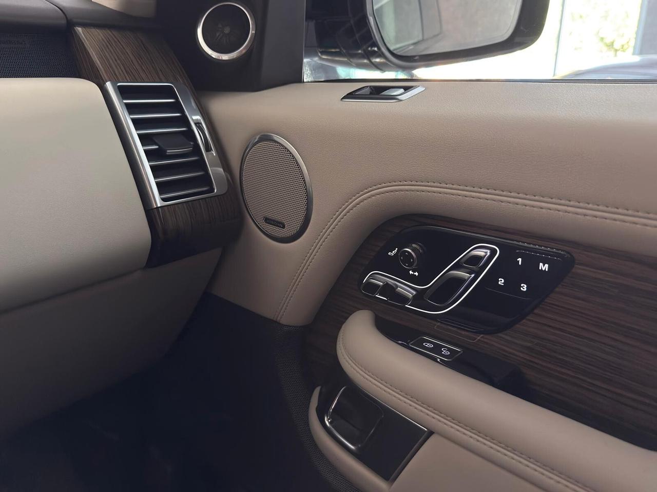 Land Rover Range 3.0 SDV6 Autobiography