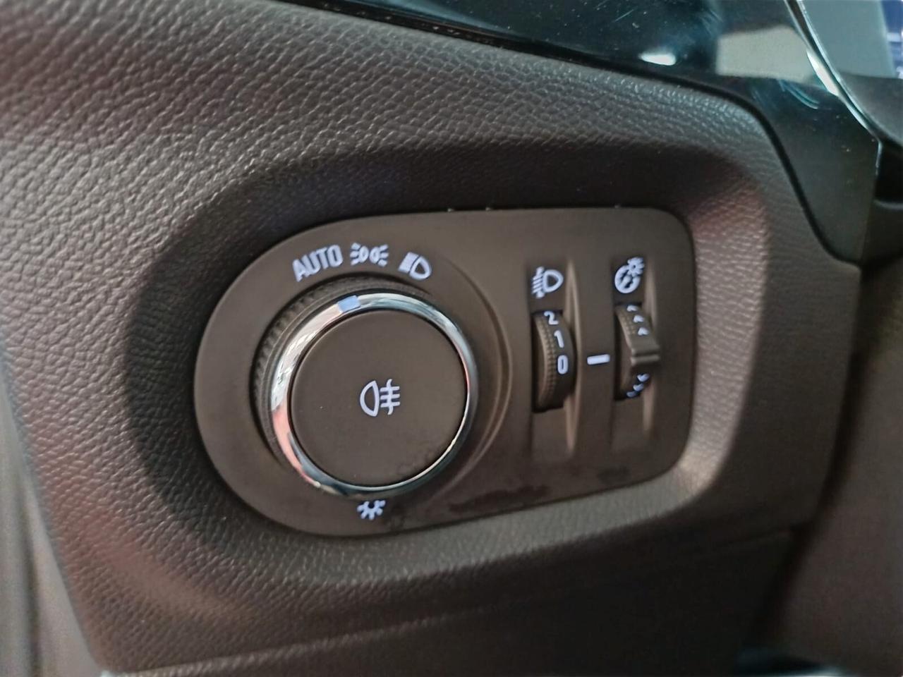 Opel Corsa 1.2 Edition | da €146,00 al mese