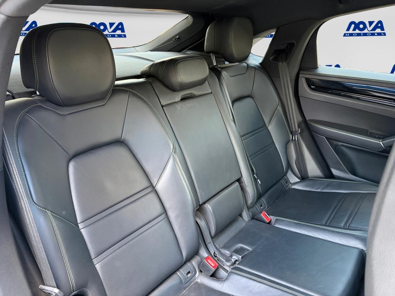 Porsche Cayenne 3.0 V6 E-Hybrid full optional