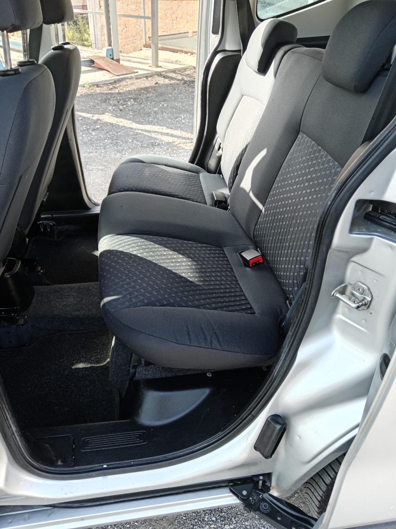 Peugeot Bipper Tepee 1.3 HDi 75 FAP Active