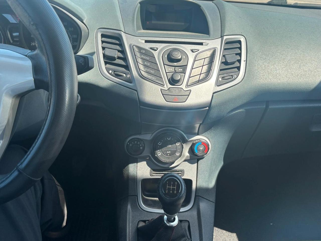 Ford Fiesta 5 porte - GPL Titanium