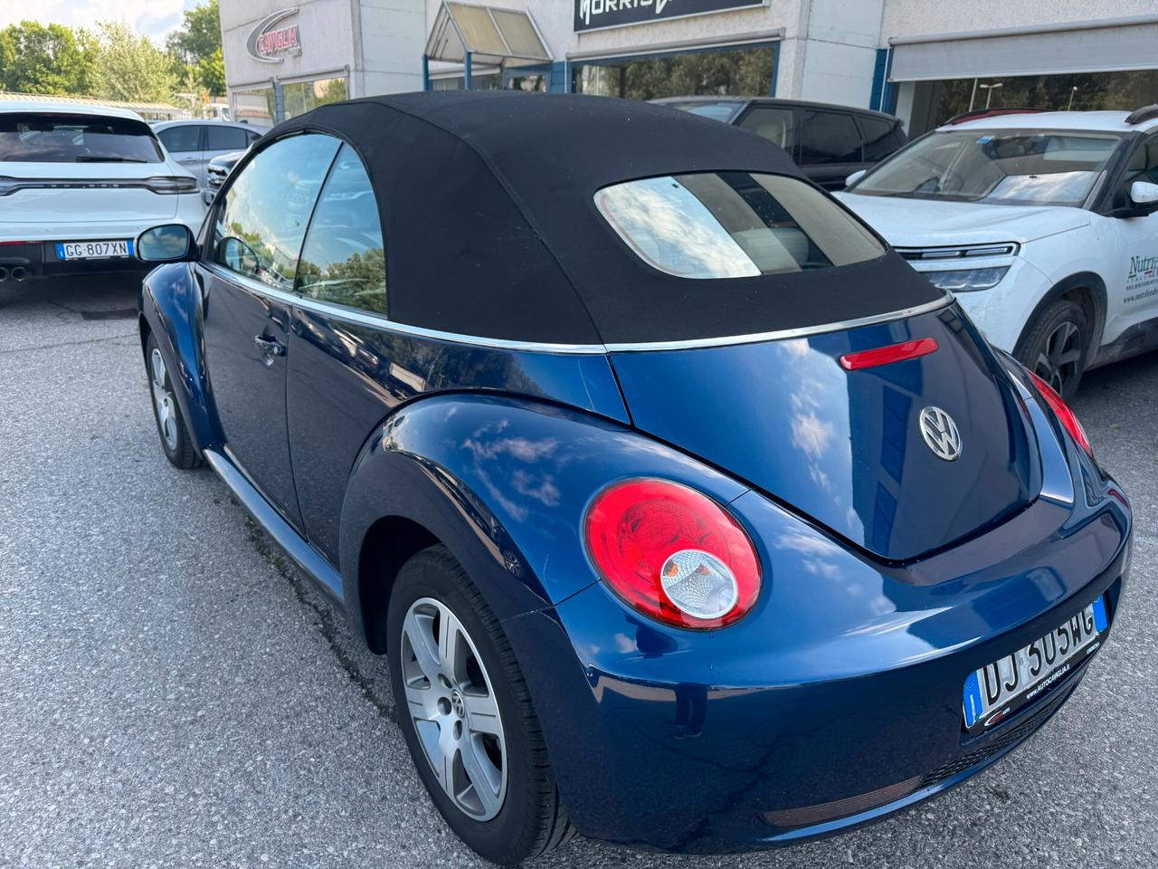 Volkswagen New Beetle 1.6 Cabrio