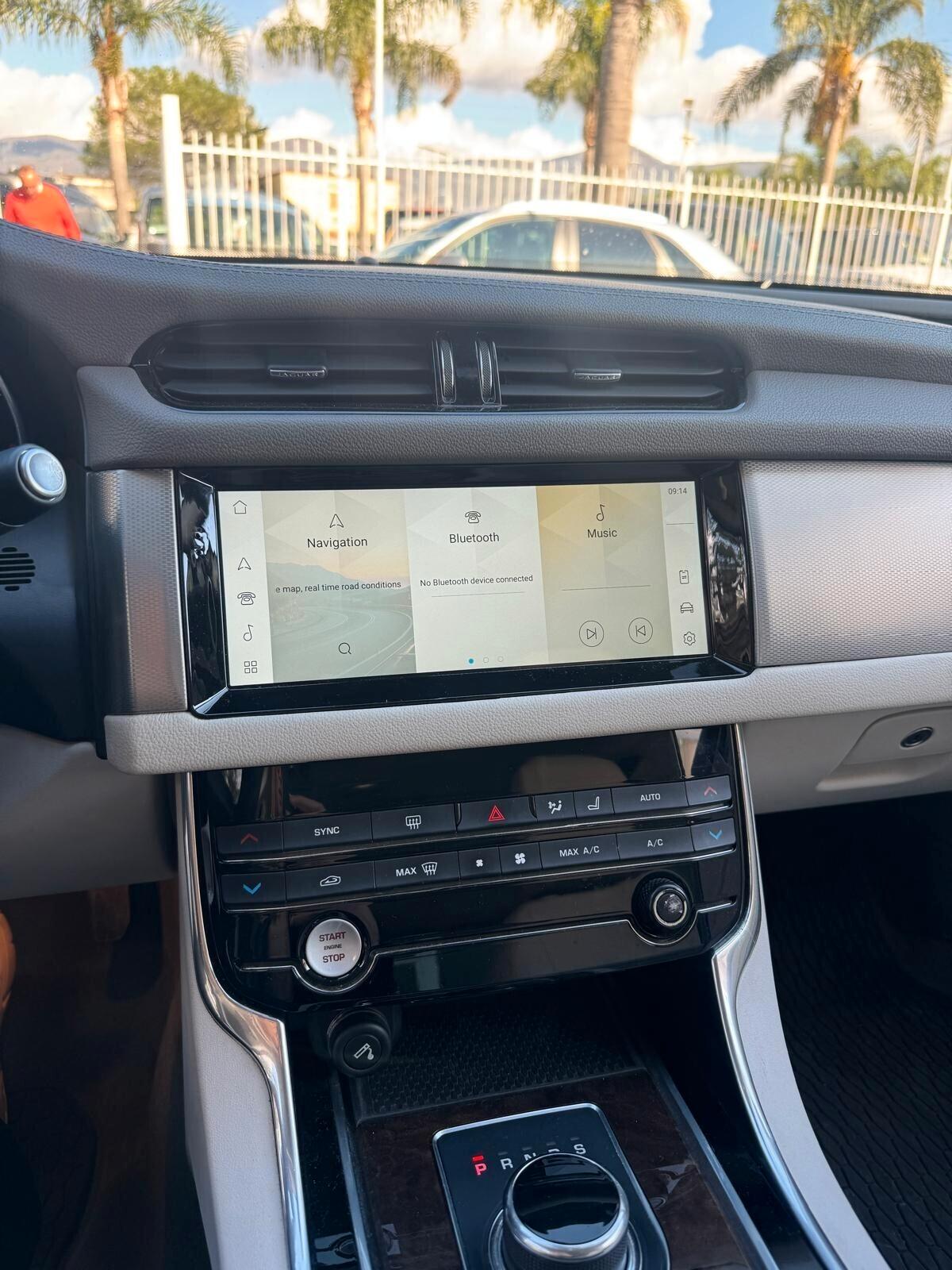 Jaguar XF 3.0 D V6 300 CV aut. Prestige