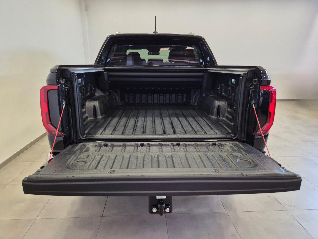 Volkswagen Amarok 3.0 tdi V6 Aventura 4motion auto N1 - NUOVO!!! - cam 360 - eRollo