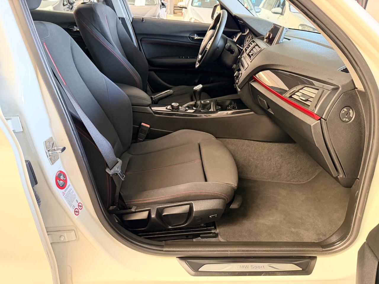 Bmw 118 118d 5p. Sport