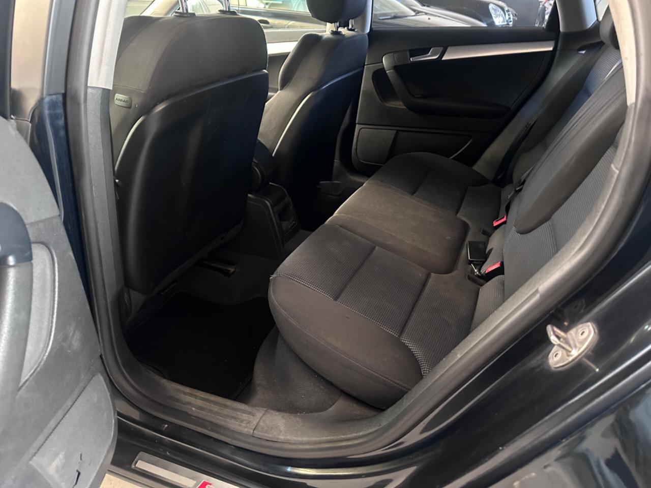 Audi A3 SPB 1.6 TDI 105 CV CR Attraction