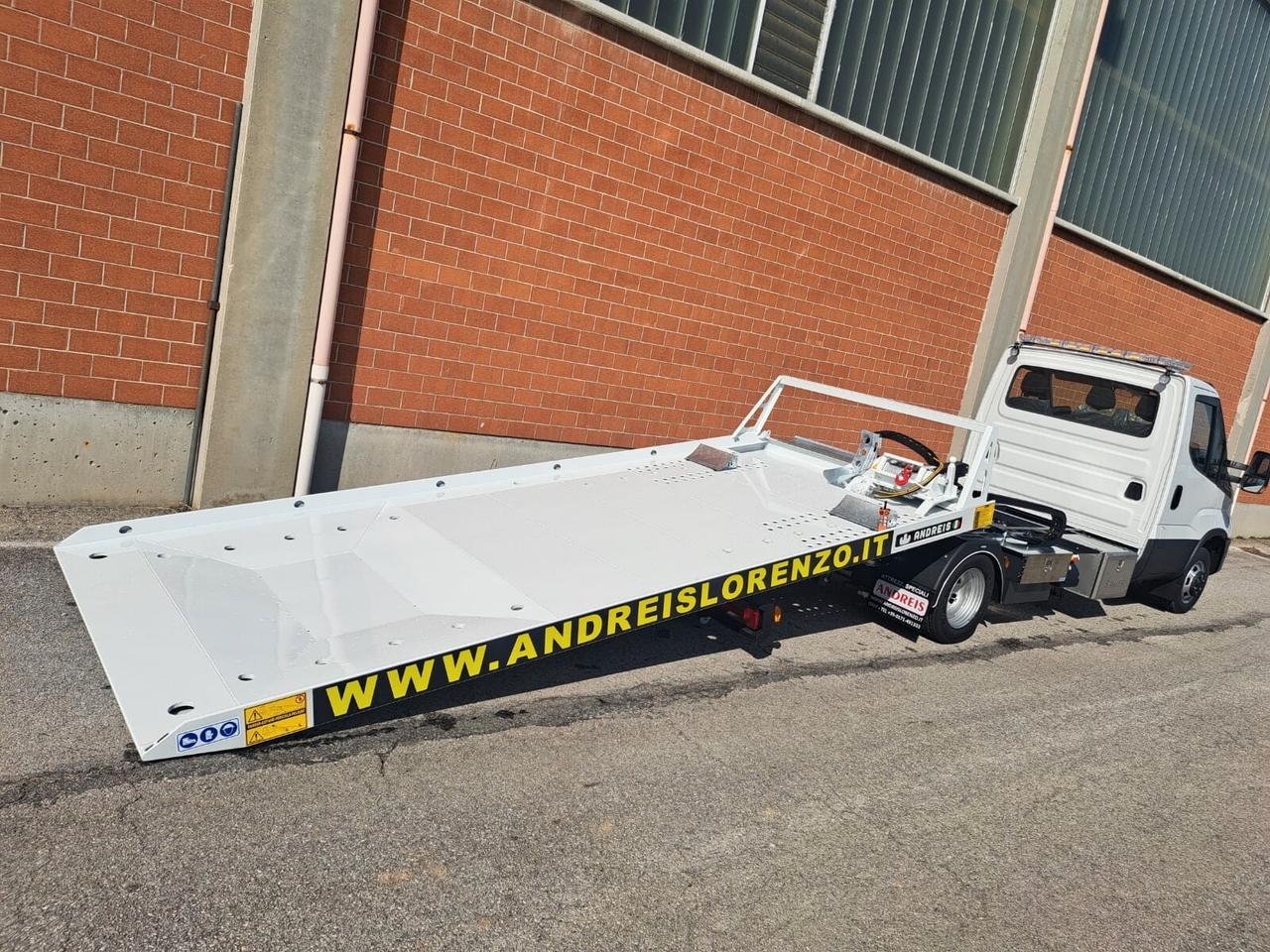 Carroattrezzi IVECO DAILY 35C18 anno 2024 nuovo km 0