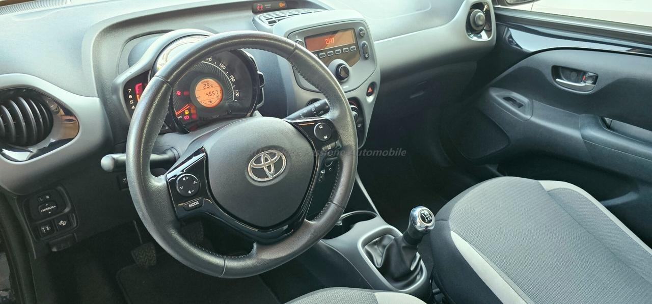 Toyota Aygo 1.0 X-Play