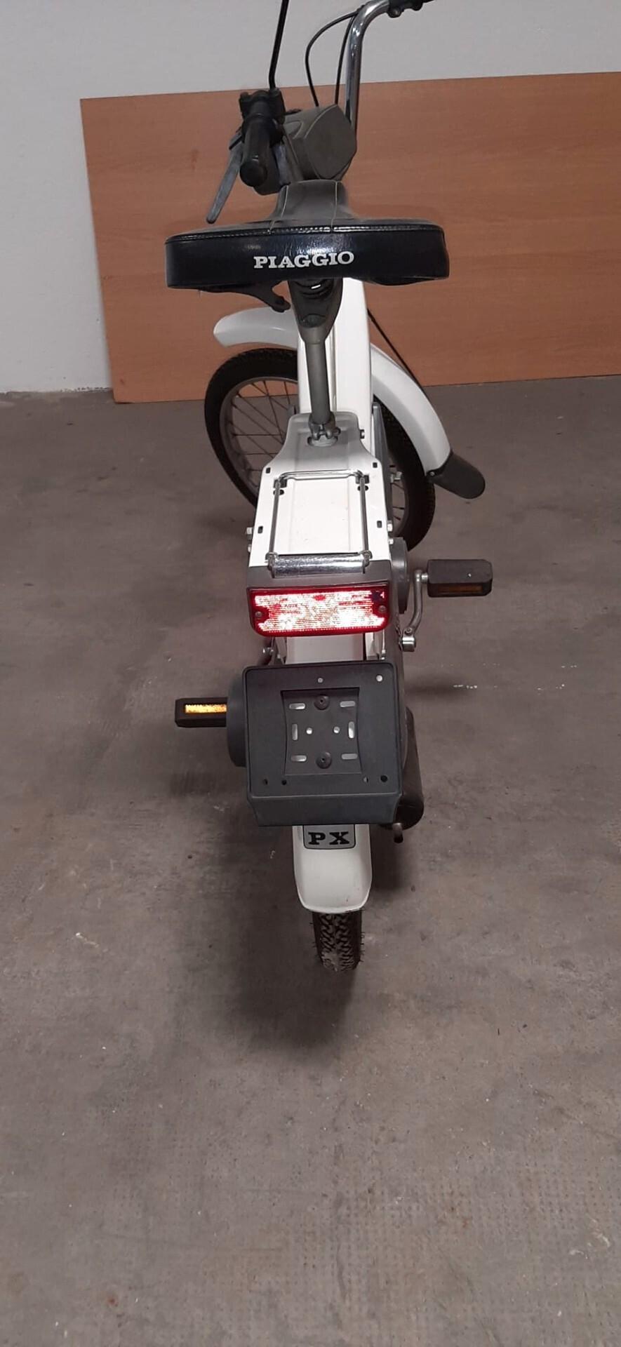 Piaggio Ciao PX