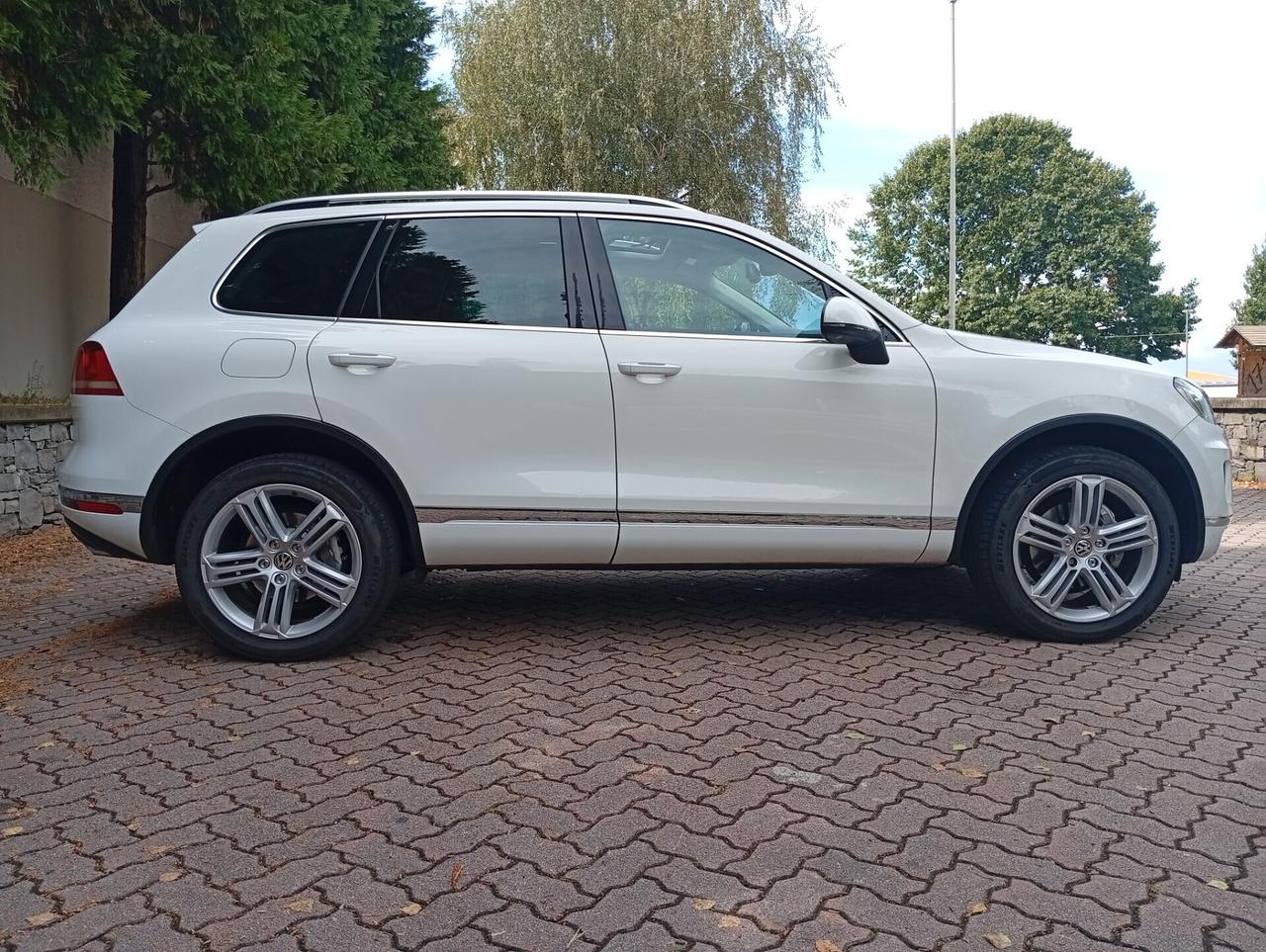 Volkswagen Touareg 3.0 TDI 204 CV tiptronic BlueMotion Techn. Executive