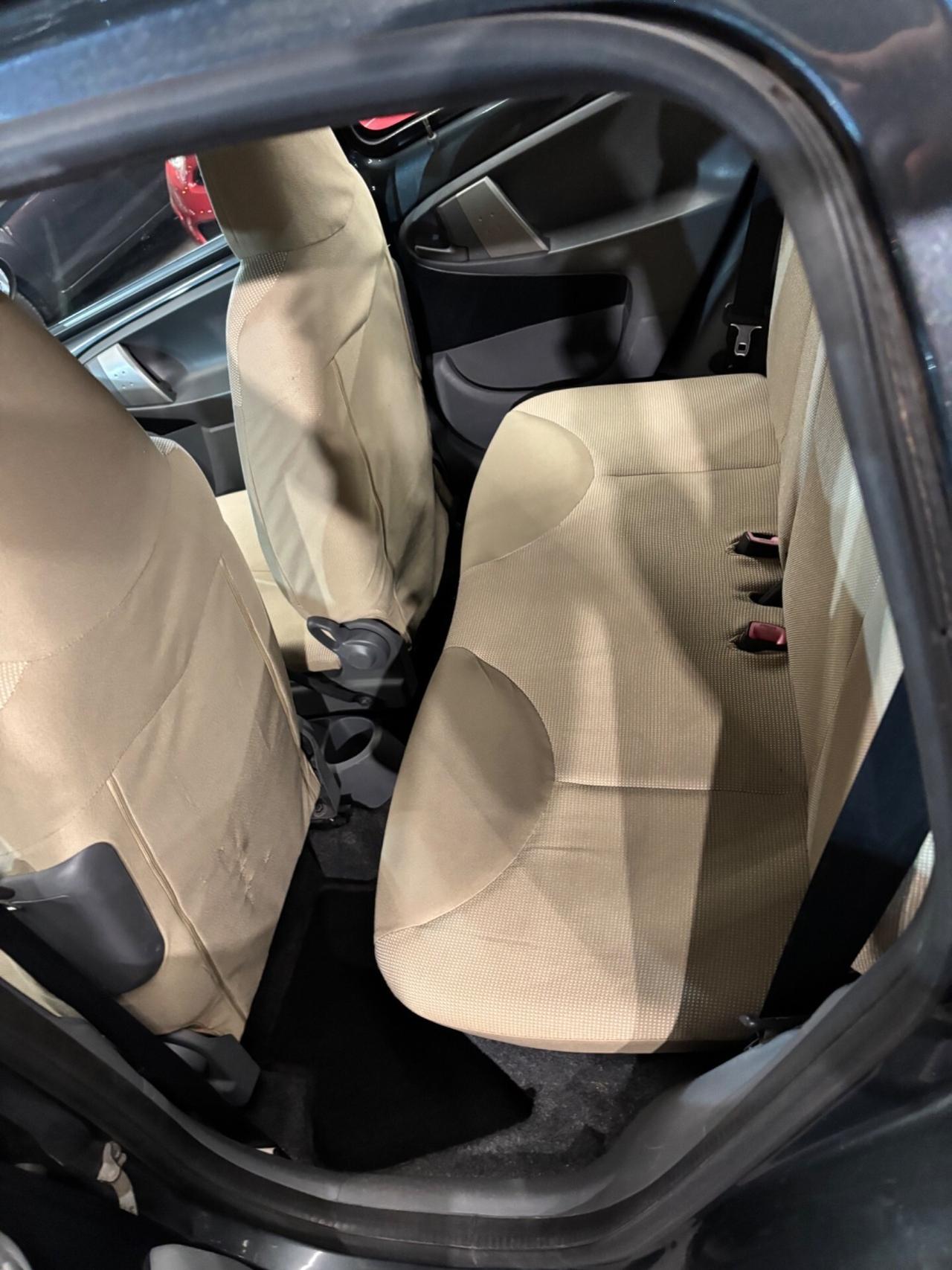 Peugeot 107 1.0 68CV 5p. AUTOMATICA