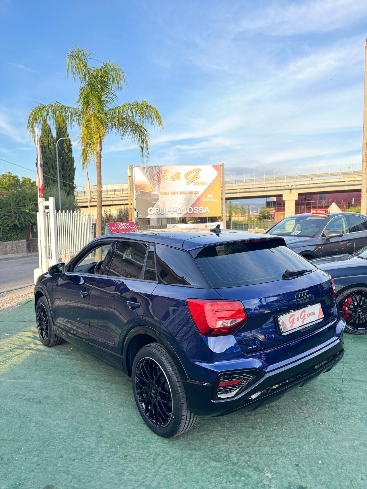 Audi Q2 30 TDI S tronic Identity Black