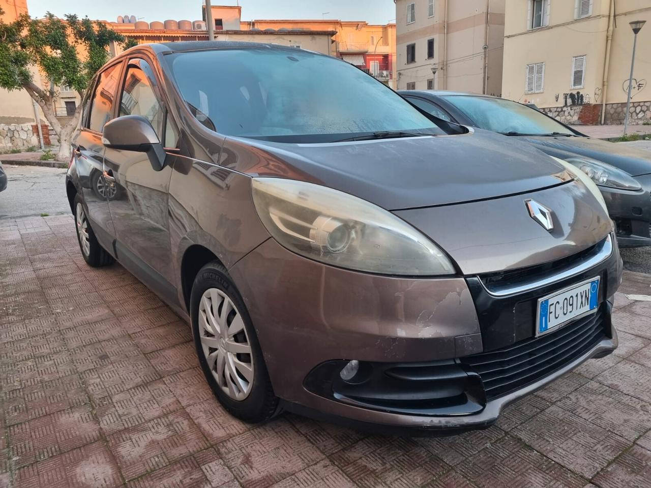 Renault Scénic XMod 1.5 dCi 110CV Wave