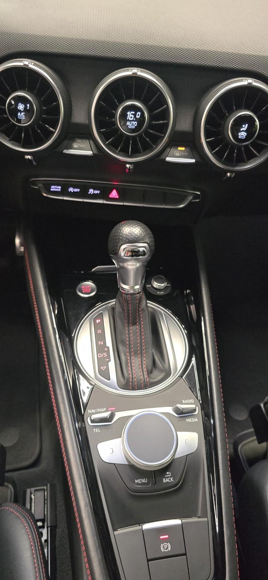 Audi TT TTS Coupé TFSI quattro S tronic