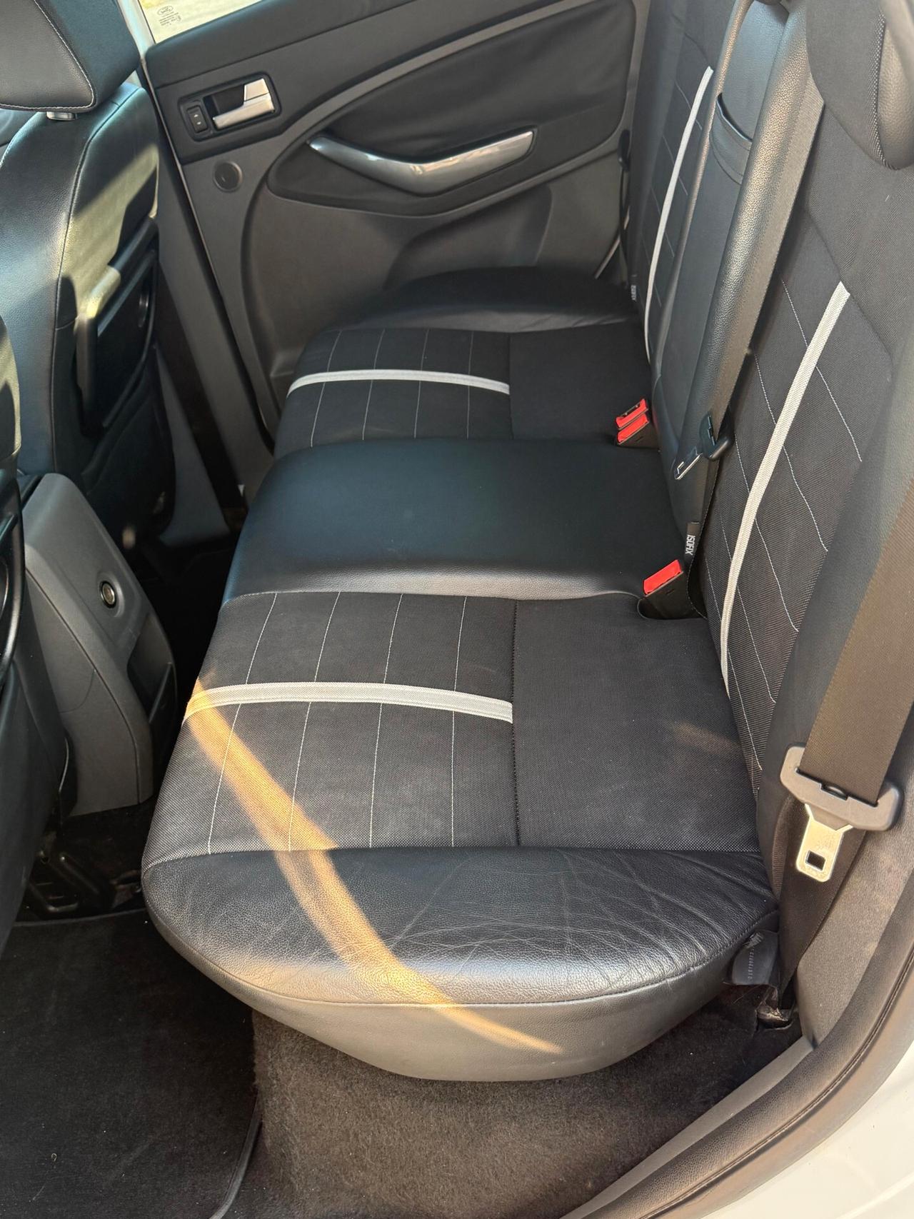 Ford Kuga 2.0 TDCi 136 CV 4WD Titanium DPF