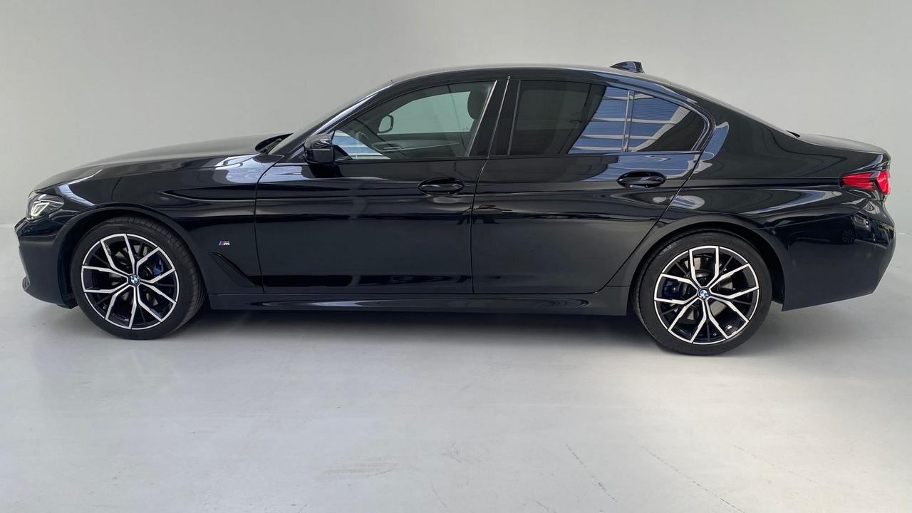 BMW 520d mhev 48V xdrive Msport auto