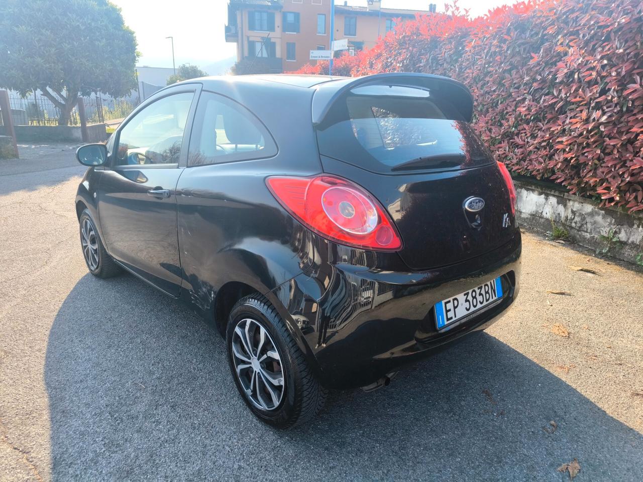 FORD KA 1,2 BENZ- KM 98000 -OK NEOPATENTATI