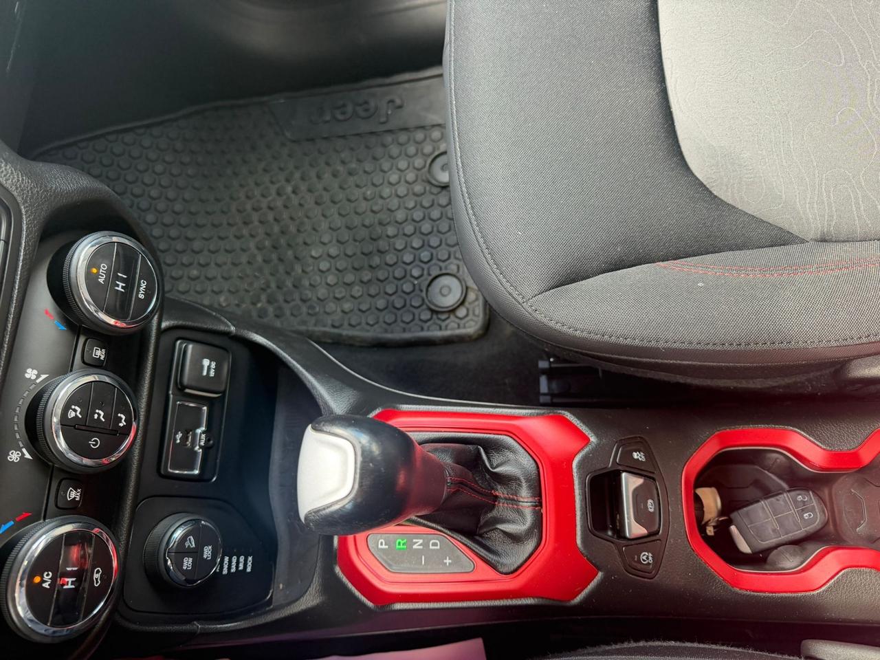 Jeep Renegade 2.0 Mjt 170CV 4WD Active Drive Low Trailhawk