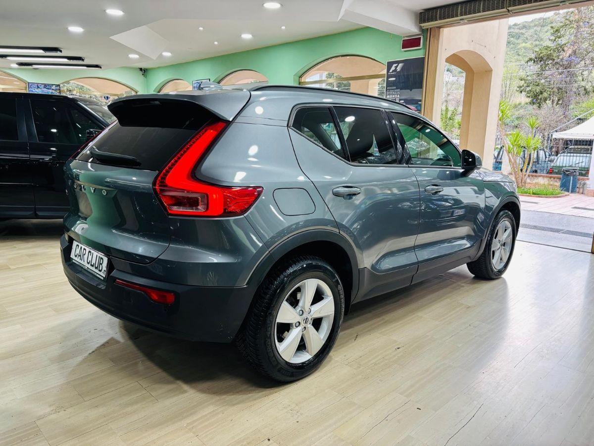 Volvo XC40 T3 Geartronic Momentum Core