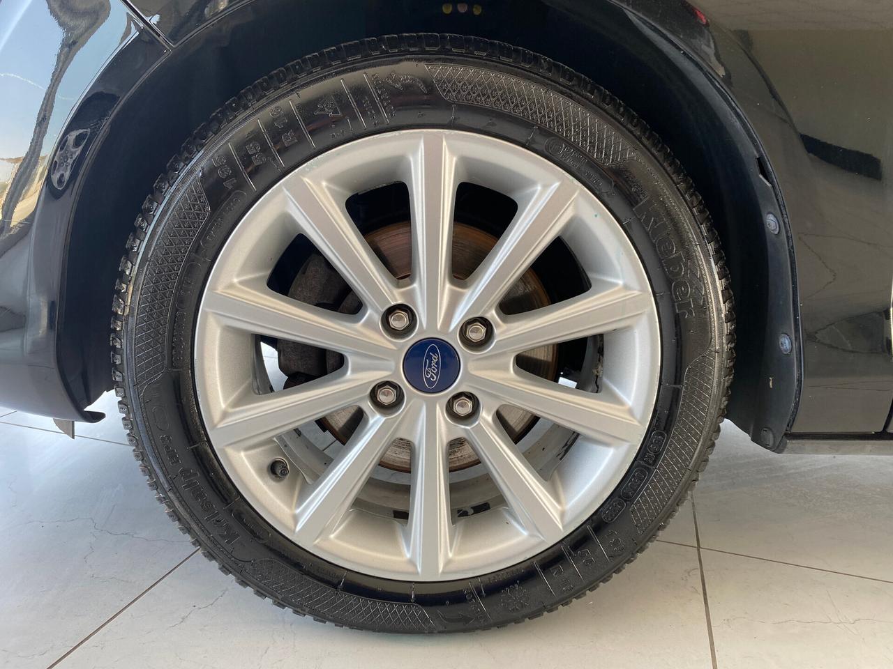 Ford B-Max 1.5 TDCi 75 CV Titanium EURO 6 B