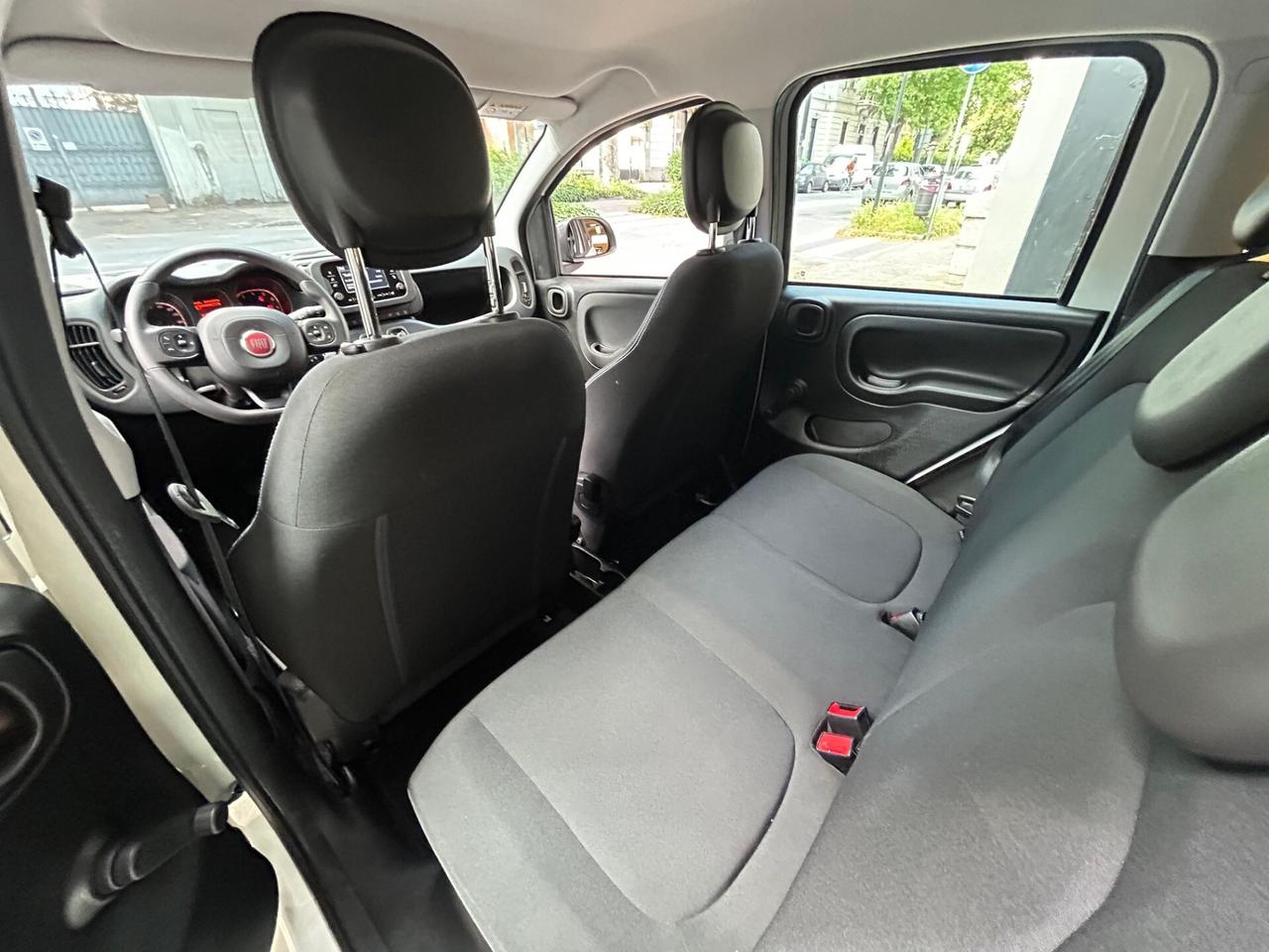 Fiat Panda 1.0 FireFly HYBRID CityLife 70cv SOLO 9.000KM!!!