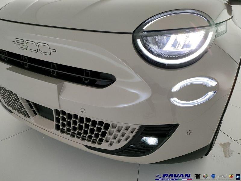 FIAT 600 1.2 Hybrid 110 CV DCT MHEV La Prima
