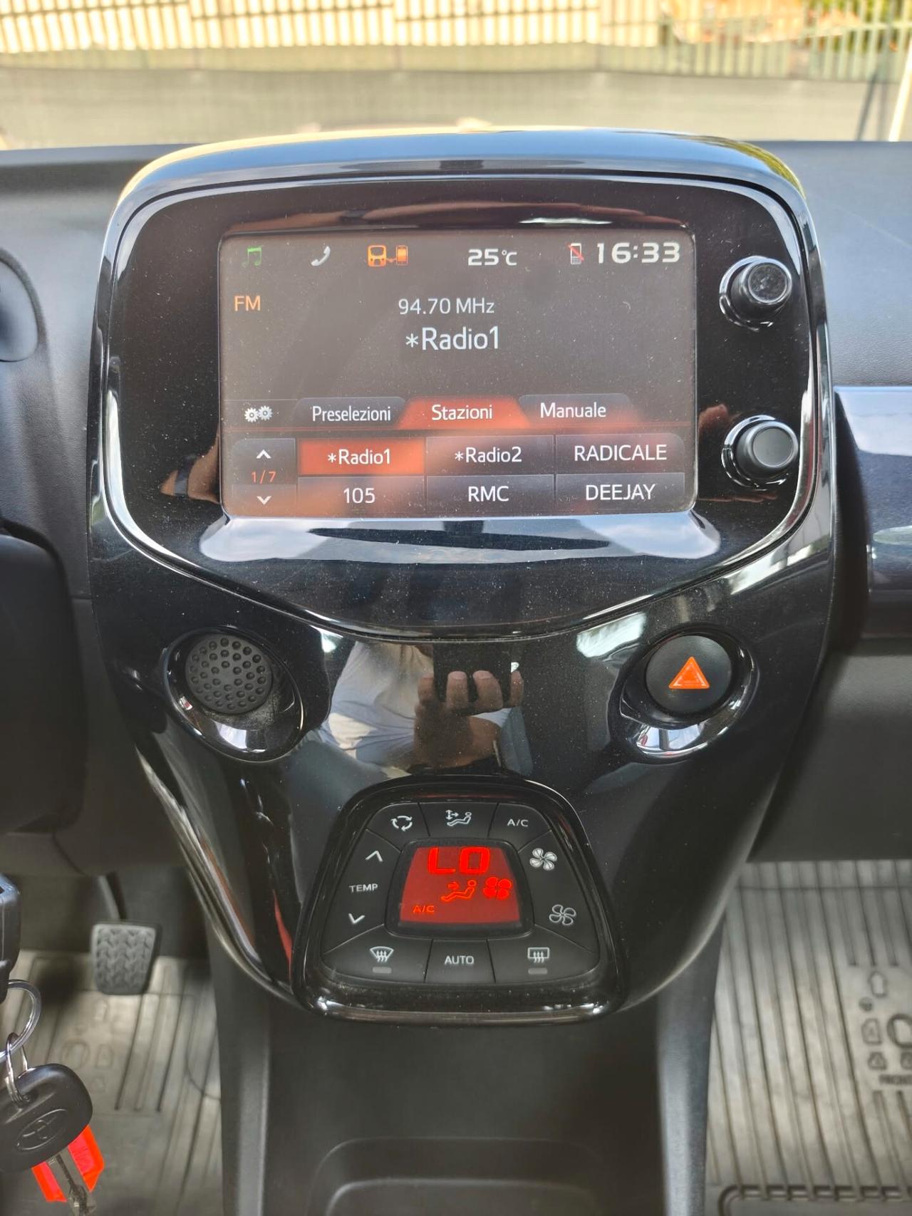 Toyota Aygo 1.0 VVT-i 69 CV 5 porte x-clusiv